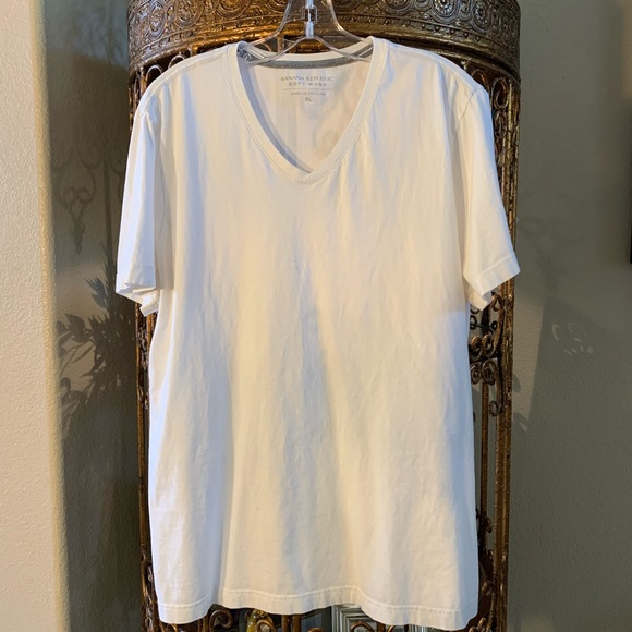 Banana Republic Other - Banana Republic Soft Wash V-Neck White T-Shirt Banana Republic Other - Banana Republic Soft Wash V-Neck White T-Shirt